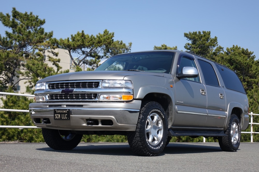 2000年 シボレー サバーバン LT1500 AWD｜ピューター／整備済み／17インチAW　サンルーフ　レザーシート